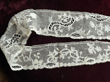 Volant de dentelle ancienne - Malines aux fuseaux - XIXème