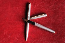 Parure stylo plume - plume, et