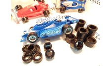 Lot rénovation pour voitures de circuit électrique JOUEF, pour deux Formule 1.