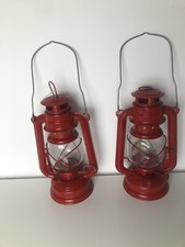 2 Anciennes lampes à pétrole
