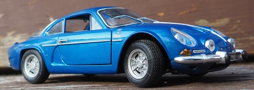 Maisto special edition - 1/18,
