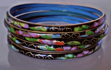 Email lot 5 bracelets Vintage
