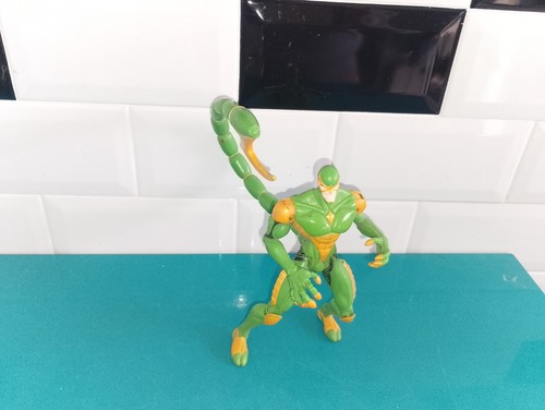 1405261 figurine marvel