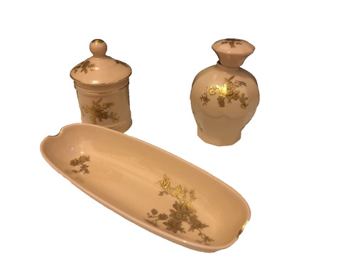 Ancien ensemble toilette - de,