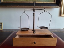 Rare balance de bijoutier complète avec tous les poids dont centigrammes