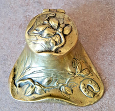 Ancien encrier en bronze art nouveau non signé