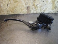 Maître cylindre de frein