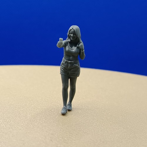 Diorama jeune femme prenant - :,