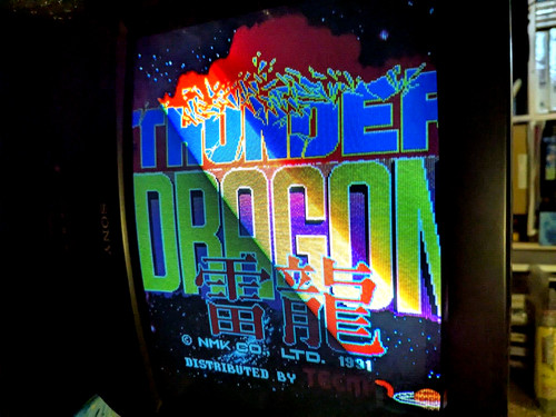 Thunder dragon nmk jeu shmup - thunder,