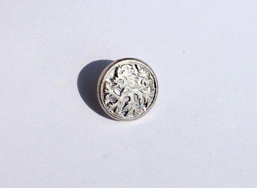 Tres rare ancien bouton - rare,