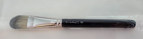Mac 190 foundation - 190, brush