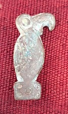 Fibule Aviforme Mérovingienne, Moyen-âge 