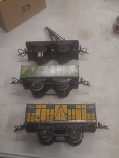 3 wagons marchandise Grue Etat
