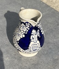Pichet à vin ancien en grès