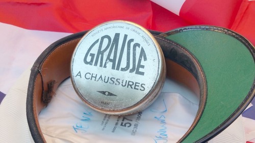 Graisse pour chaussures - ,