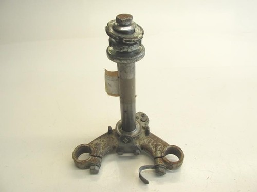 Té fourche inférieur - de,