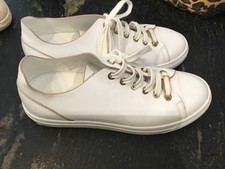 Très Belle Baskets Cuir Blanche Baldinini 37=38 Tbe Authentique 