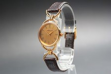 [Exc+5 avec boîtier] Montre