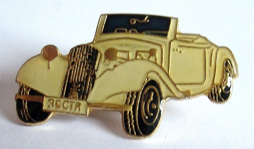 Insigne pin voiture - insigne, pin's