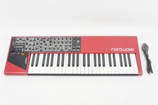 Échantillonneur de synthétiseur de modélisation analogique Clavia Nord Wave l...