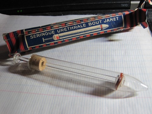 Ancienne seringue verre - ancienne,