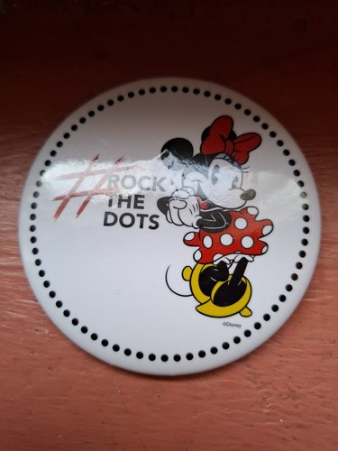 Badge disney disneyland