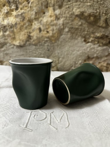 Lot tasses revol - lot,