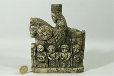 SCULPTURE SUR PIERRE, marbre, art copte, roi éthiopien à cheval, inscription