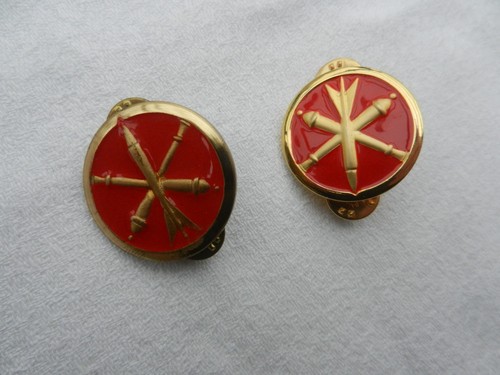 Insignes col militaires - 2,