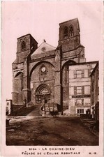 CPA AK La CHAISE-DIEU - Facade de l'Église Abbatiale (585951)
