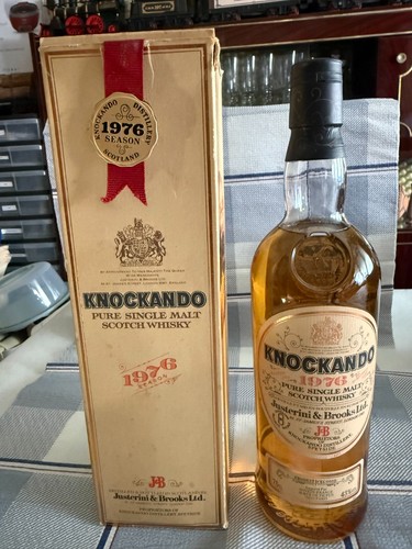 Knockando 1976 rare - knockando,
