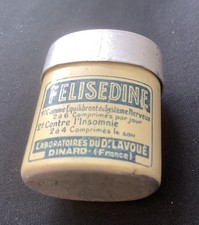 boite ancienne  de pharmacie