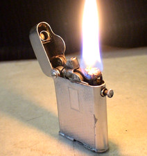 BRIQUET Ancien ( THORENS Dame ) Vintage Wick LIGHTER Feuerzeug Accendino
