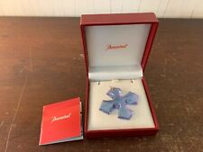 Pendentif bleu violet croix