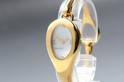 Presque comme neuve montre - comme, neuve]