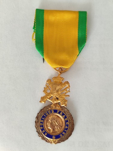Médaille militaire très - médaille,