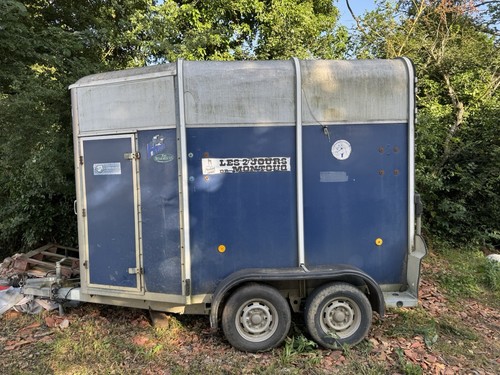 Vans ifor williams - williams, places