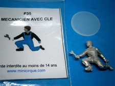 DINKY TOYS mécanicien AVEC