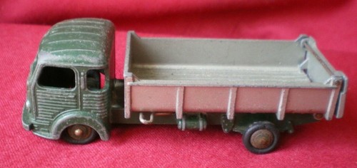 Dinky toys simca cargo - dinky,