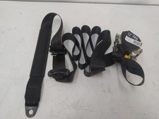 735504158 ceinture avant droit
