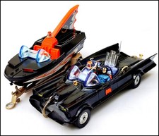  CORGI TOYS BATMAN GIFT SET GS3 BATMAN BATMOBILE BATBOAT TRES RARE VERSION 1975