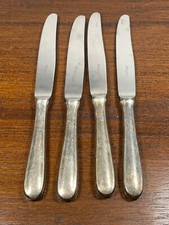 Lot 4 Couteaux en Métal