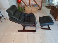 A vendre fauteuil Royal Roche Bobois et repose pieds