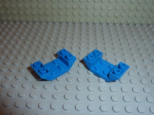Lego bleu slope brick ref - 2,