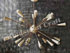Lustre Sputnik Blanc De Style Mi-Siècle À 24 Bras Pour Décor Italien