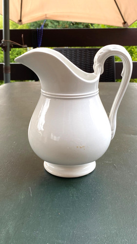 Pichet blanc faience de - pichet,