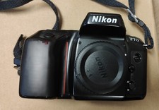 NIKON F-70 - boitier & bouchon de boitier
