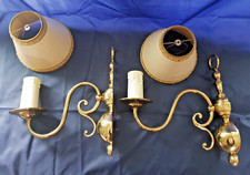 2 appliques en bronze avec chapeau  lampe ampoule a culot ,  électrifié