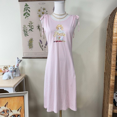 Gingham precious moment - precious,