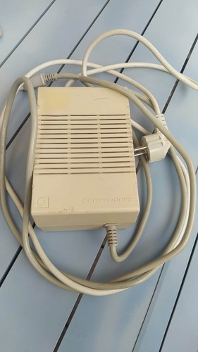 Alimentation commodore amiga - alimentation,